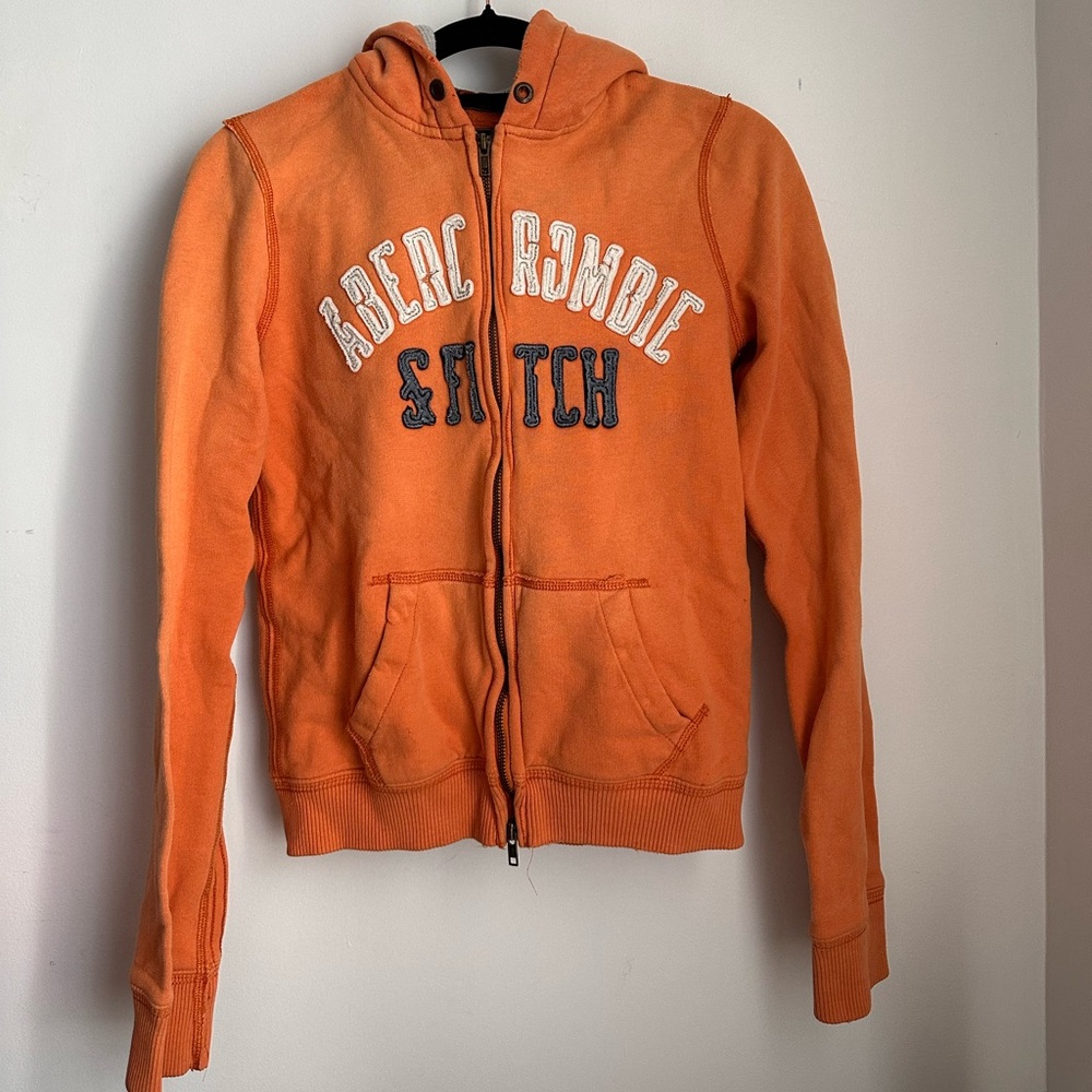 Vintage Y2K Abercrombie & Fitch Zip Up hoodie. Orange with navy detail